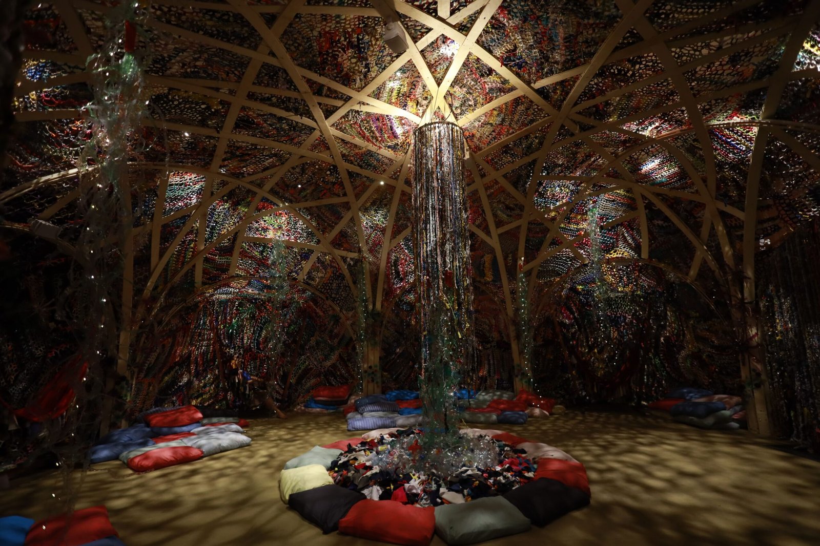 Exposição com curadoria de Ailton Krenak chega ao ES com reflexão sobre o meio ambiente