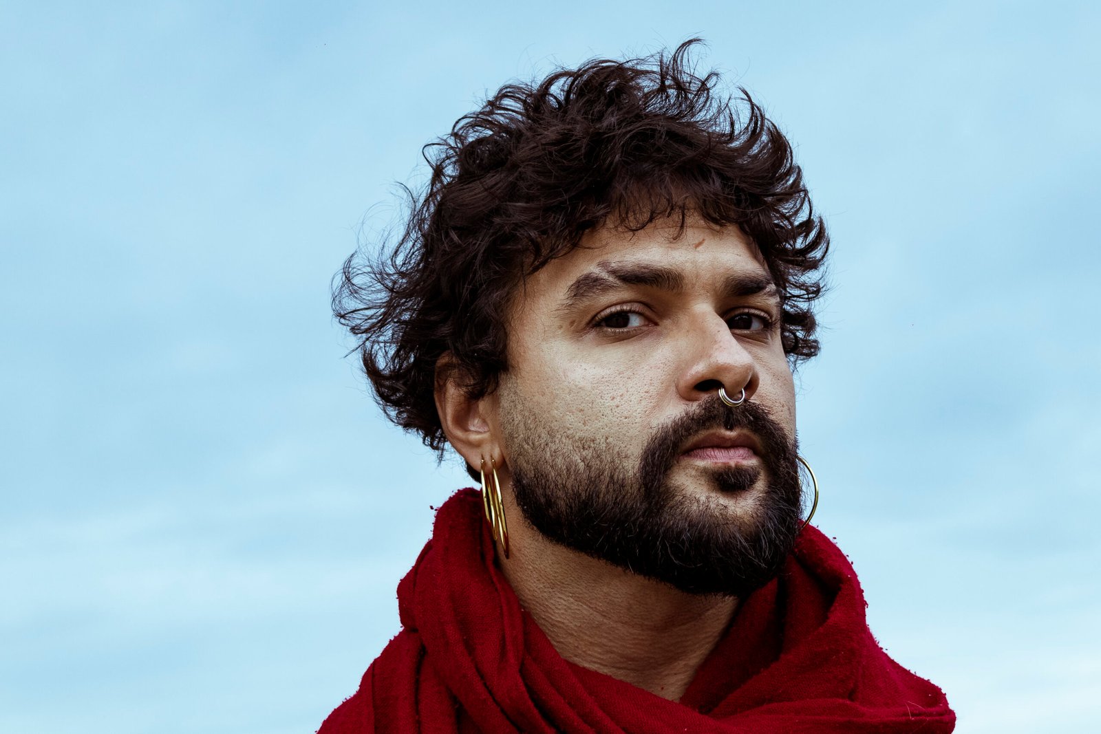 André Prando e Sinfônica da Vale revisitam a obra de Gilberto Gil em concerto inédito