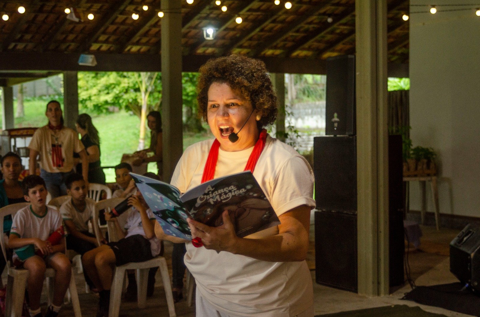 Escritora capixaba participa de Encontro Nacional de Leitura Inclusiva em São Paulo