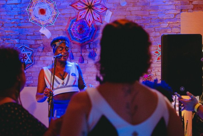 Sarau da Barão leva poesia, música e feira cultural ao Centro de Vitória