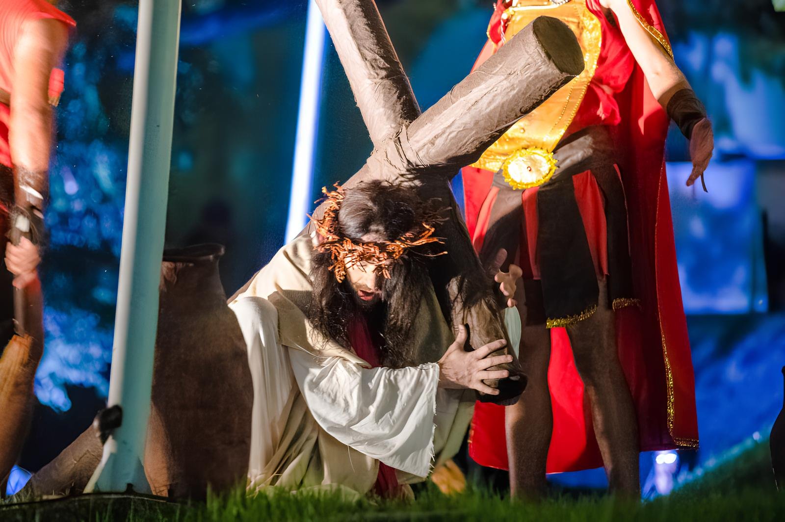 Romão e Barro Vermelho terão encenações do Auto da Paixão de Cristo, em Vitória