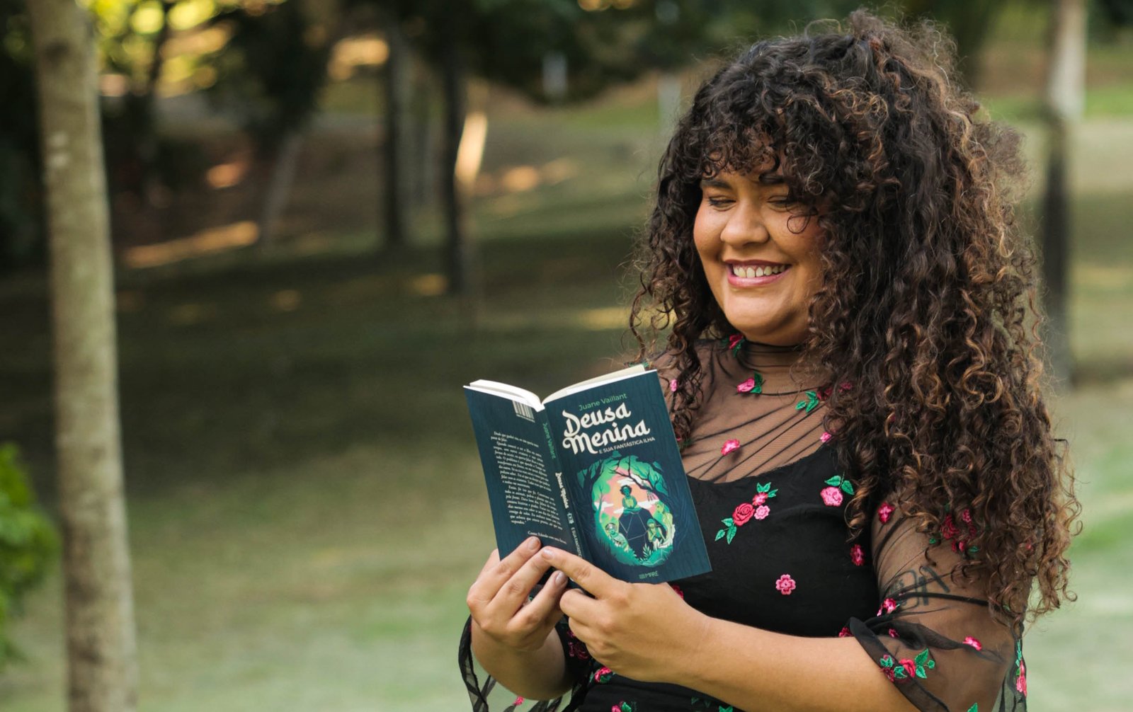 Escritora capixaba Juane Vaillant lança novo livro infantojuvenil