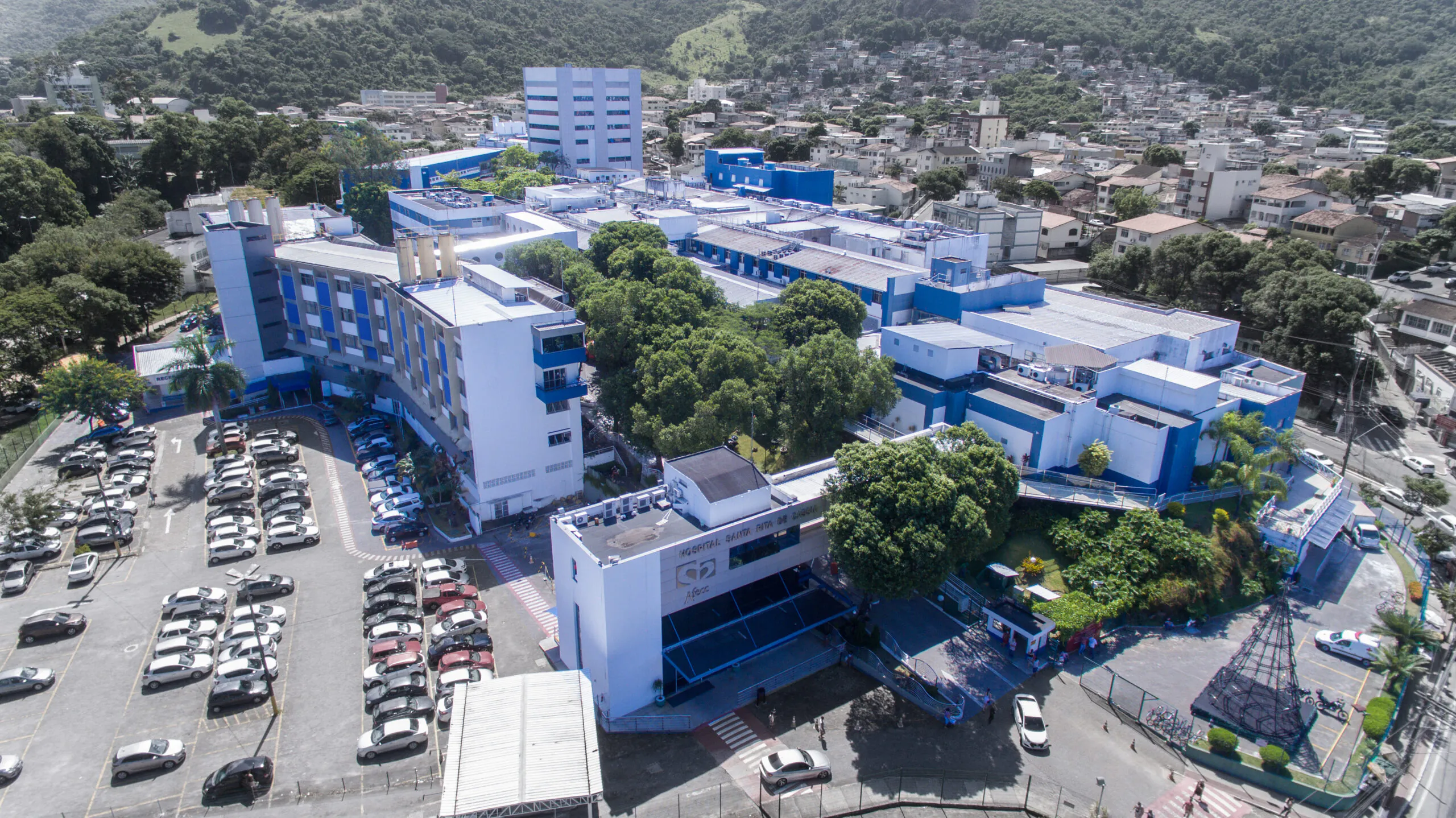 Surto no Santa Rita: de 33 infectados, seis trabalhadores continuam internados no ES