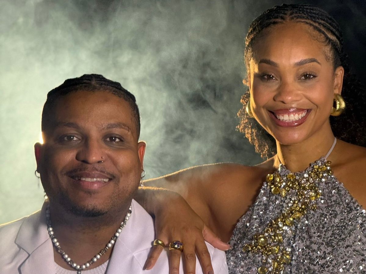 Intérpretes da Beija-Flor participam de roda de samba-enredo no Festival Fuzuê