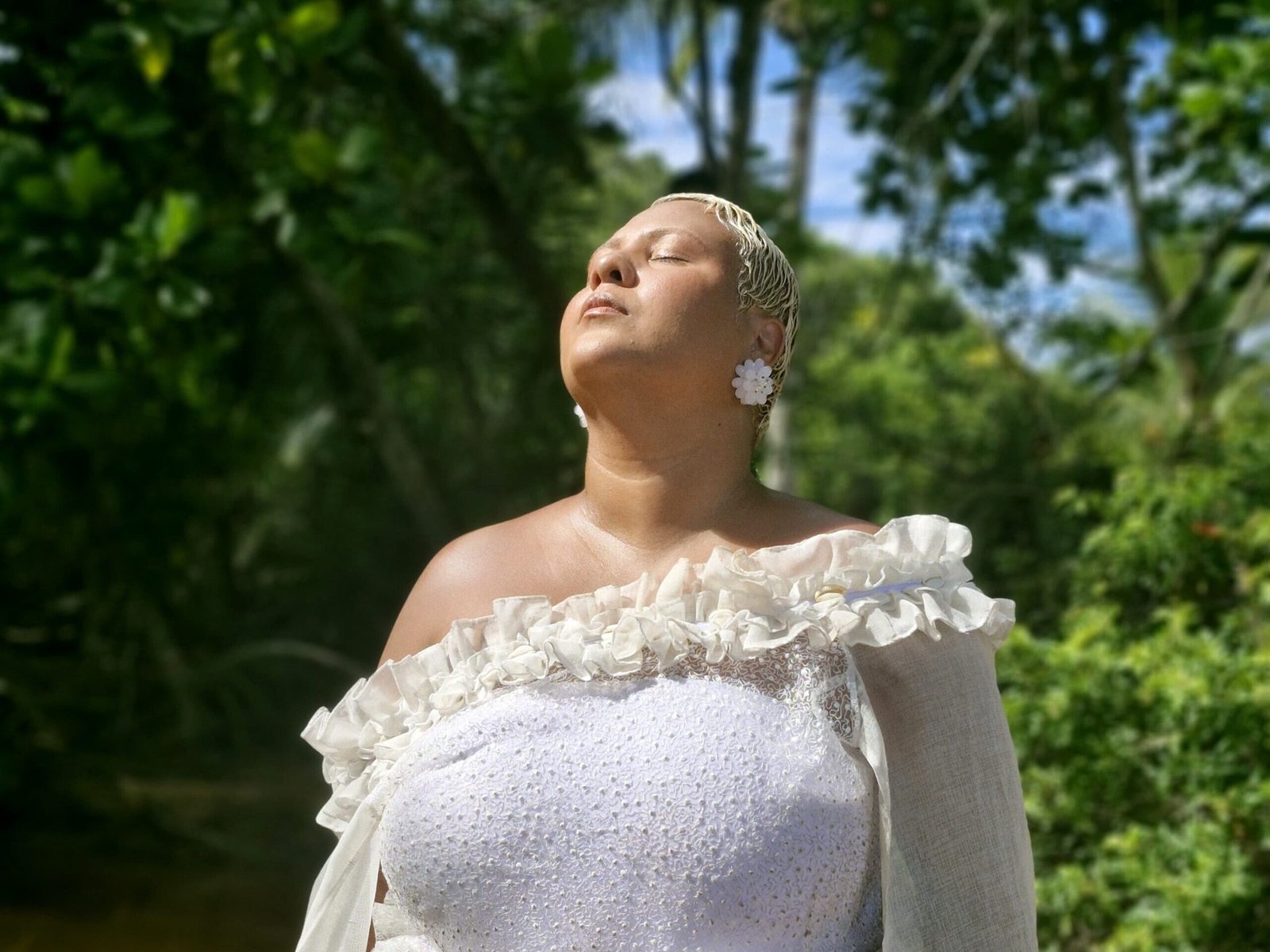 Cantora capixaba Ada Koffi faz apresentação gratuita nesta quinta (27) em Vitória