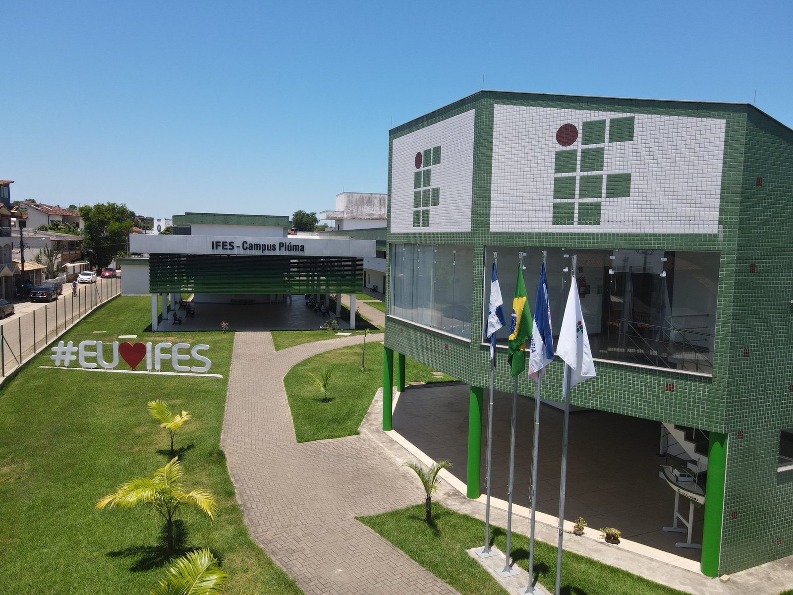 Ifes oferta 779 vagas em cursos superiores com seleção apenas por prova de redação
