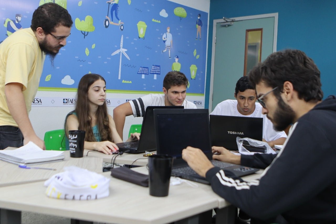 hackathon universitário
