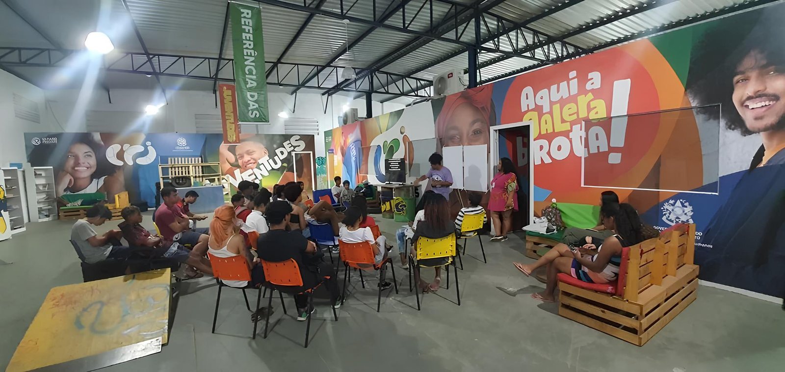 CRJs abrem seleções para trabalho com juventudes em Vila Velha e Serra