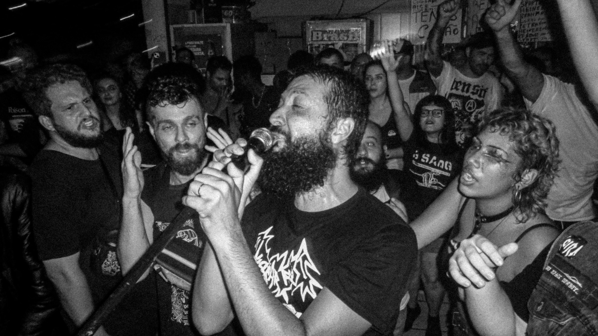 FOTO POR VITOR LIMA-capa