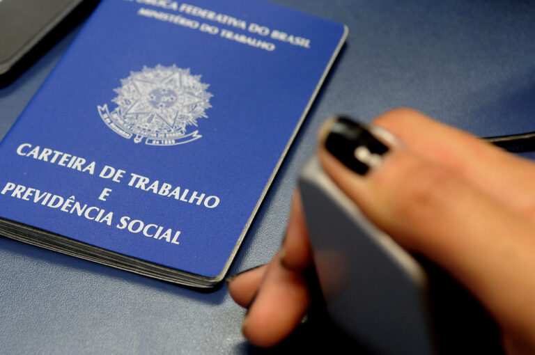 Cariacica terá mutirão de renegociação de dívidas e 1,5 mil vagas de emprego