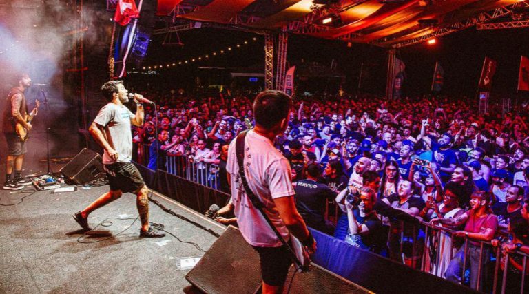 Festival Delírio Tropical vai agitar Vila Velha com mais de 80 atrações gratuitas