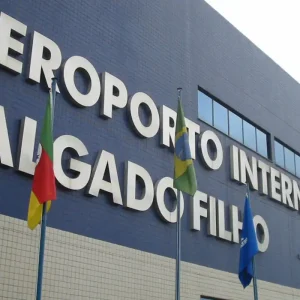 Aeroporto Salgado Filho retoma operações sem interrupções