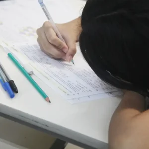 Mais da metade dos estudantes não tem noções básicas de matemática