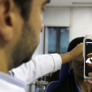 Realização de exames de retina no SUS tem aumento de 50% nos últimos 4 anos