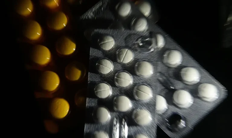 PL que isenta medicamentos de imposto de importação é aprovado no Senado