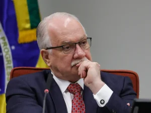 STF deve julgar ações sobre bets, marco da internet e trabalho para apps em 2025