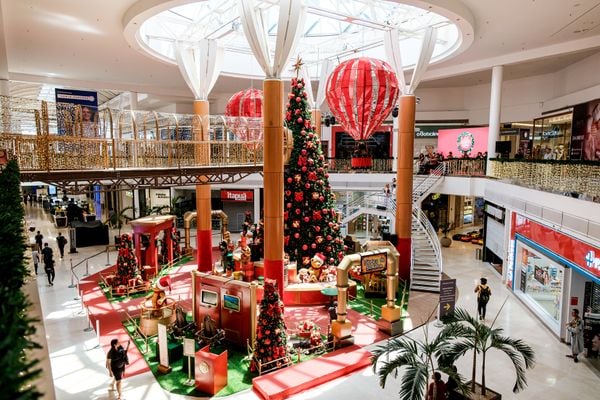 Shopping Vitória decorado para o Natal. (Camilla Baptistin/Shopping Vitória)