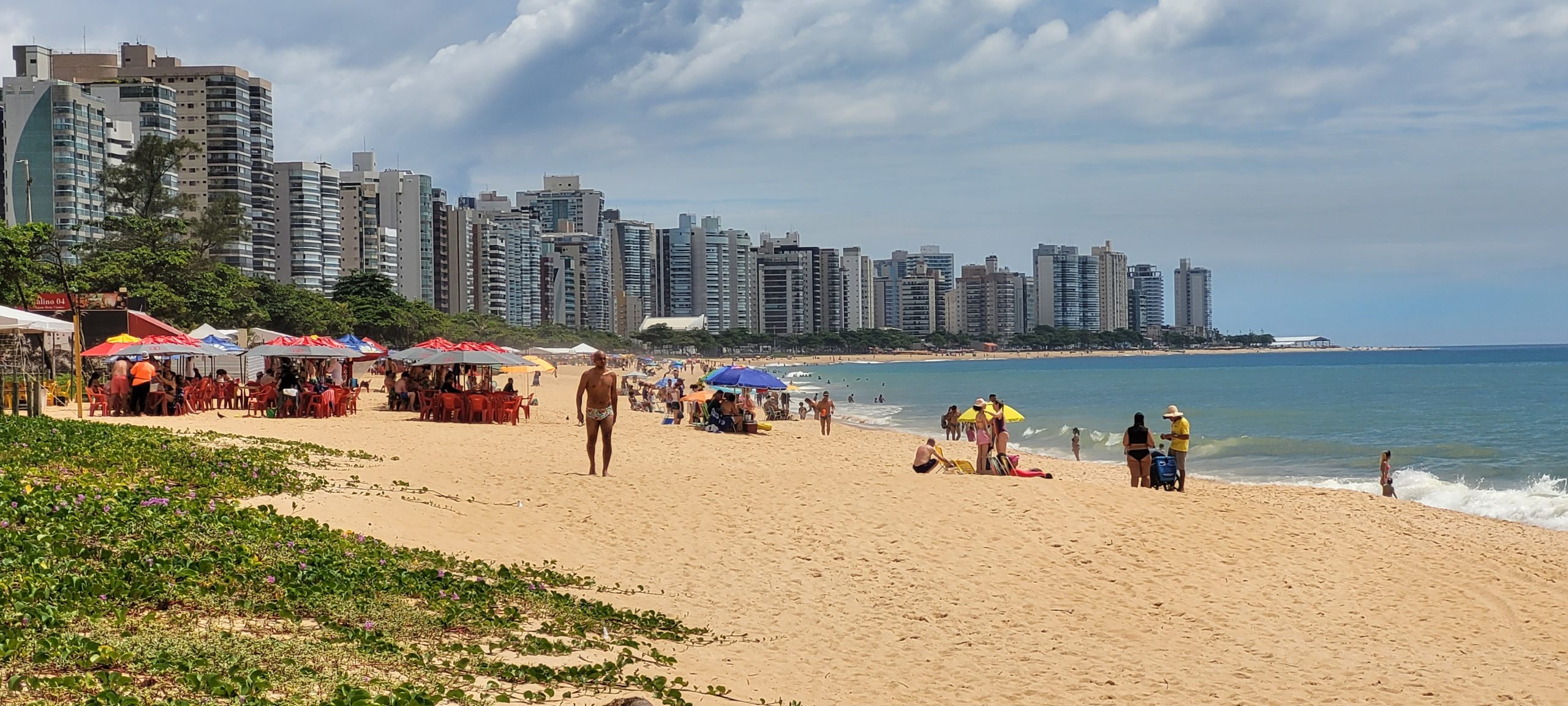 Praia de Itaparia. Foto: Eduarda Lisboa/VIXFeed