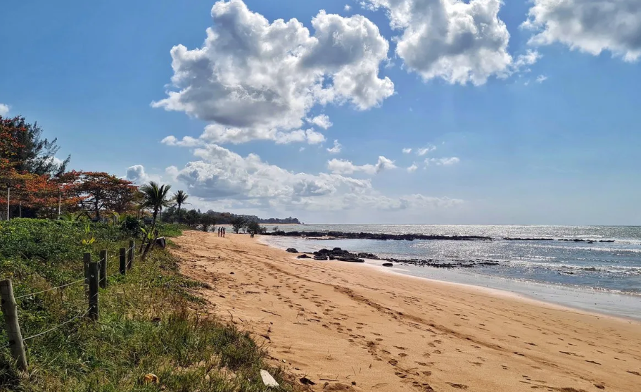 Praia de Manguinhos, Serra. Foto: Reprodução/ Terra Capixaba