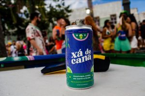 Xá de Cana: bebida que nasceu em praia de Vila Velha promete conquistar o Brasil