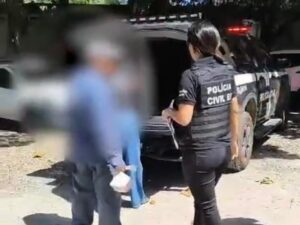 Idoso que se passava por pastor é preso suspeito de abusar de meninas no ES