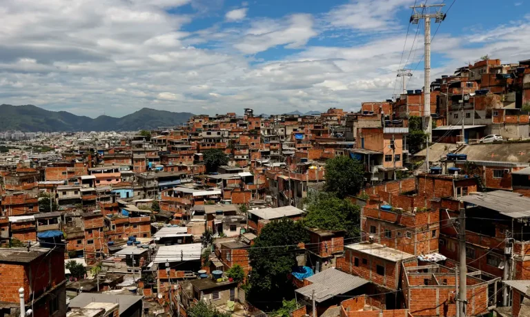 Prefeitos e vereadores tomam posse neste primeiro dia do ano