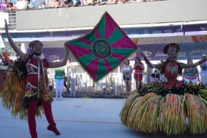 Imperatriz do Forte leva a potência de Luanda para a avenida e homenageia Dona Maria Laurinda