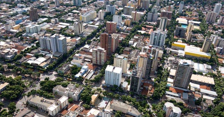 ‘Sonho americano’: por que tantos moradores de MG migram para os EUA?