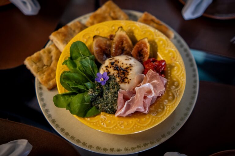 Festival Nostra Cucina terá ‘tombo da polenta’ e pisa da uva em Santa Teresa