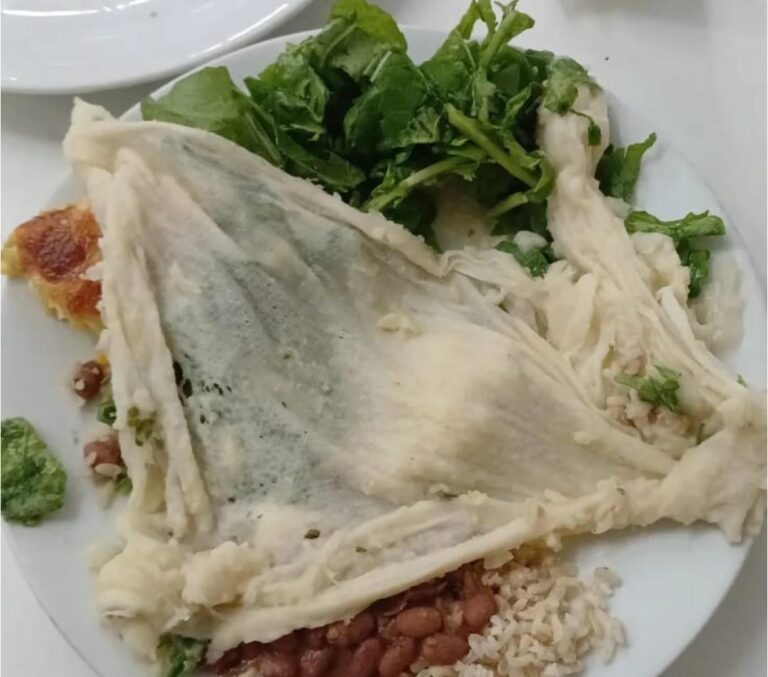 Aluno da Ufes encontra pano em comida fornecida pelo Restaurante Universitário