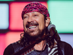 Fim de semana e feriado tem shows nacionais, teatro e festas culturais no ES; veja