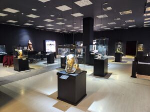 Exposição em Vila Velha une artefatos do Egito Antigo e Terra Santa
