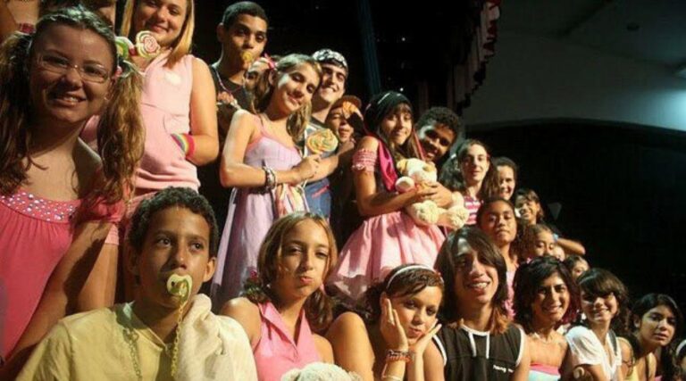 Vila Velha abre inscrições para aulas de teatro gratuitas abertas à comunidade