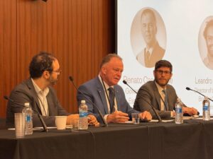 Governador do ES anuncia agência para atração de investimentos e ações voltadas ao clima