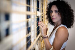 Artista capixaba Samira Pavesi inaugura exposição em museu em MG