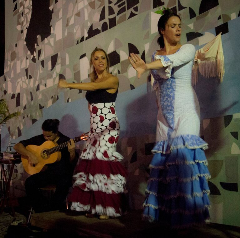 ‘Olé! Trio’ celebra 6 anos com espetáculo de música e dança flamenca em Vitória