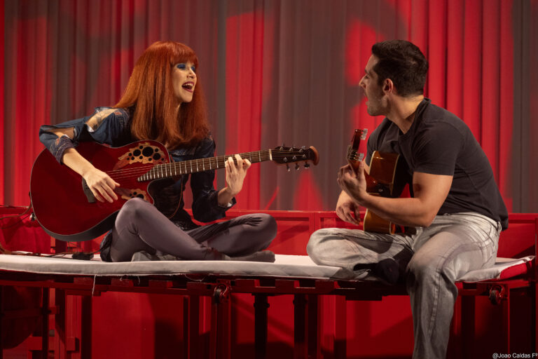 Musical sobre Rita Lee chega a Vitória com apresentações no Teatro da Ufes em outubro