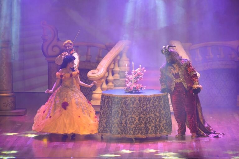 ‘A Bela e a Fera – O Espetáculo Musical’ chega ao Teatro Sesc Glória em agosto