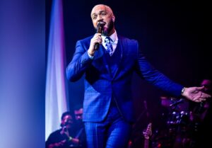 Agenda: Fim de semana no ES tem show de Belo, Boom Rap Festival, teatro e arraiás