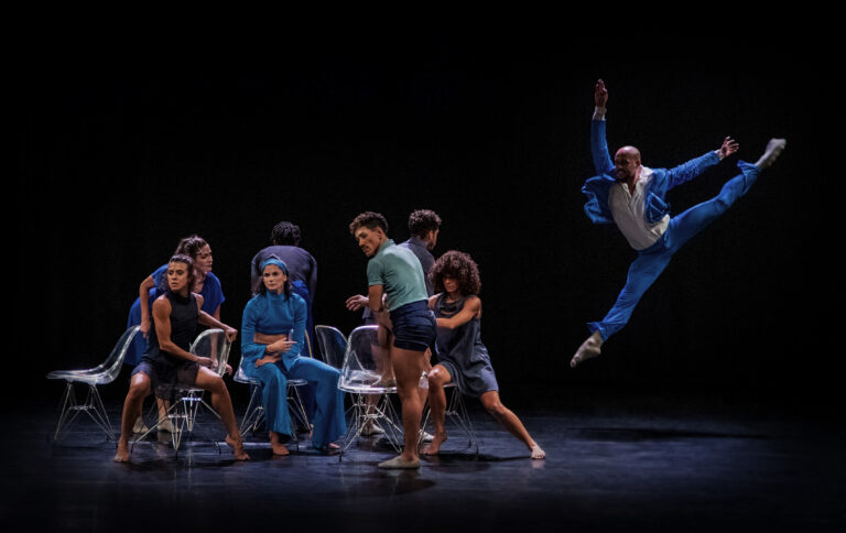 Espetáculo de dança com músicas de Roberto Carlos terá apresentações em Vitória