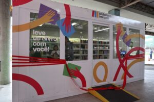 Biblioteca Transcol retorna ao Terminal de Laranjeiras com proposta renovada nesta sexta (25)