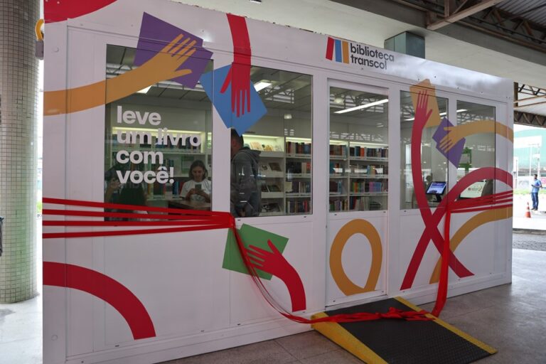 Biblioteca Transcol retorna ao Terminal de Laranjeiras com proposta renovada nesta sexta (25)