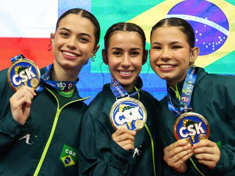 Equipe capixaba conquista título sul-americano de karatê em Recife