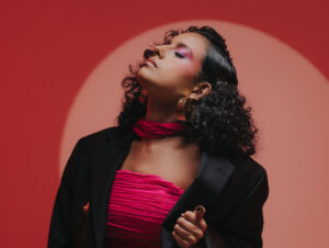 Luiza Dutra lança single ‘Quebra-cabeça’ nesta sexta-feira (29)