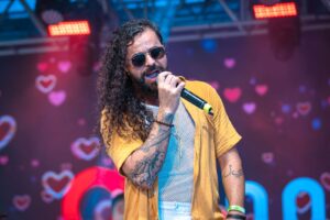 Projeto Sambarock Clube estreia no Brizz com Diego Lyra nesta sexta (29), em Vitória