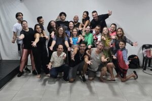 Espetáculo teatral com coreografia de Fernando Perrotti estreia neste domingo (9) em Vitória
