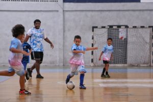 Campeões do Futuro abre vagas para aulas gratuitas de futsal para crianças e adolescentes