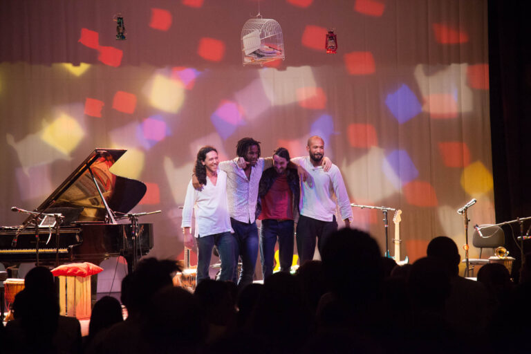 Grupo amesa retorna aos palcos com show especial na Casa Verde, em Vitória