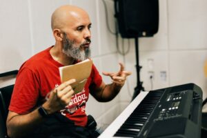 Coletivo OsViajero abre inscrições para oficina on-line de dramaturgia