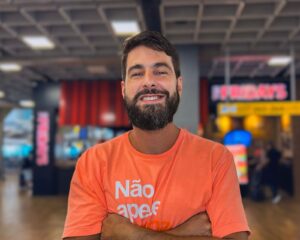 Fafi terá formação gratuita sobre performance artística nesta sexta (12)